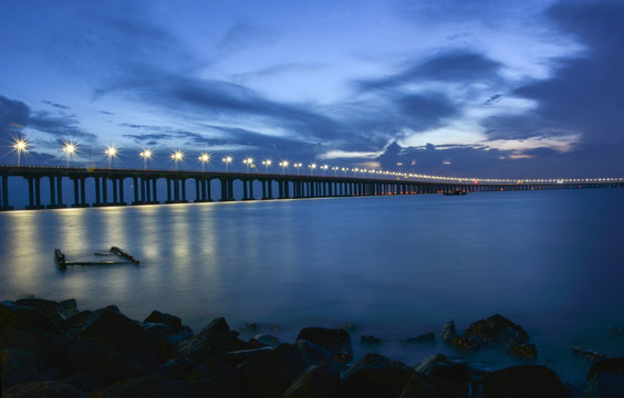 宝安西湾红树林 沿海高速夜景