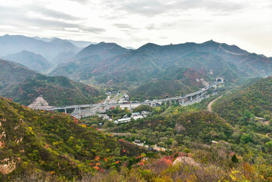 北京八达岭高速公路