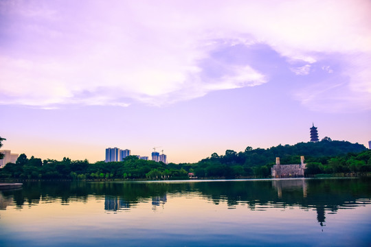 佛山千灯湖景区