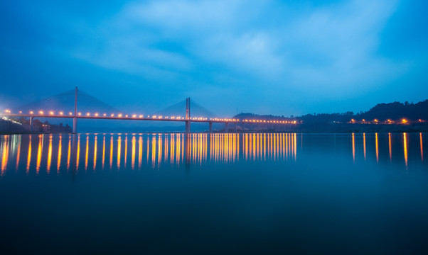 犍为岷江大桥夜景