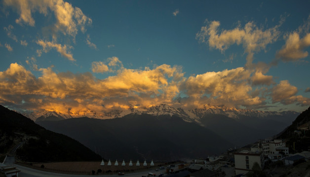 梅里雪山