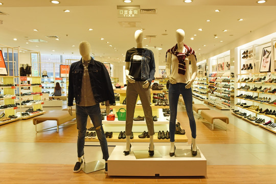 服裝專賣店 女鞋專賣店