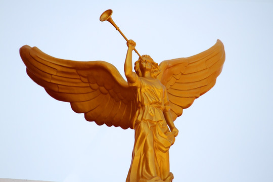 雕塑 天使 镀金雕塑 教堂雕塑