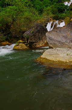 山涧 溪流