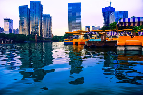 佛山千灯湖景区