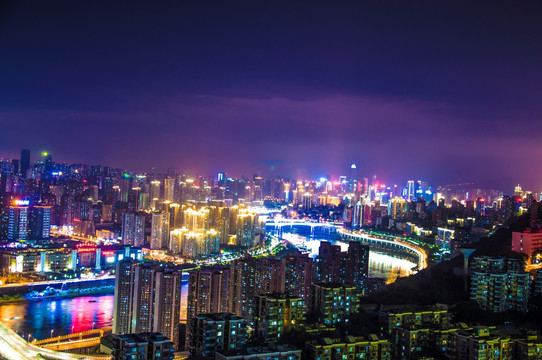 夜幕下的城市风景