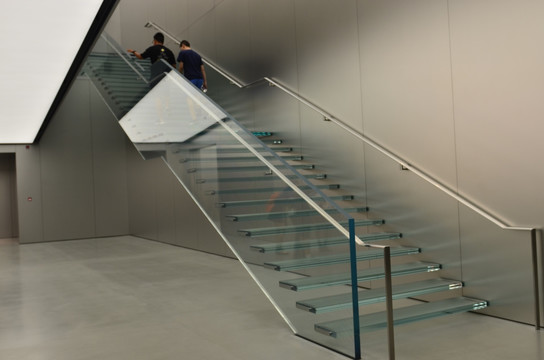 玻璃楼梯 玻璃钢架楼梯