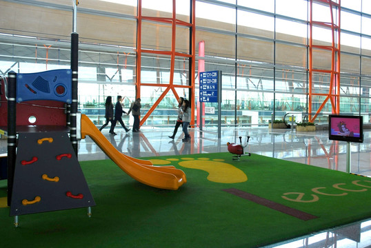 机场儿童游乐场 儿童亲子乐园