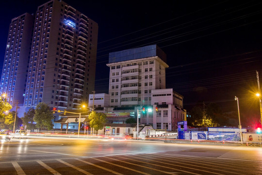 湖北省恩施市恩施市地震局夜景