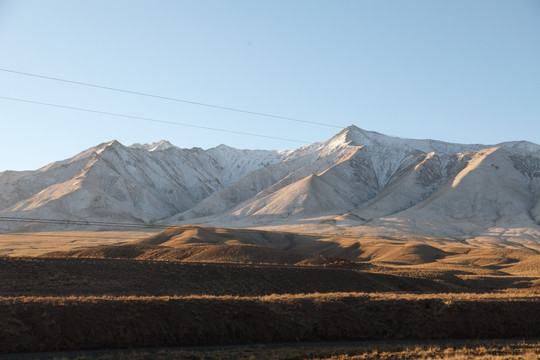 中国甘肃祁连雪山自驾游