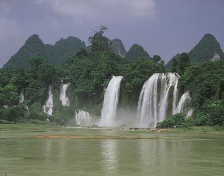 越南瀑布