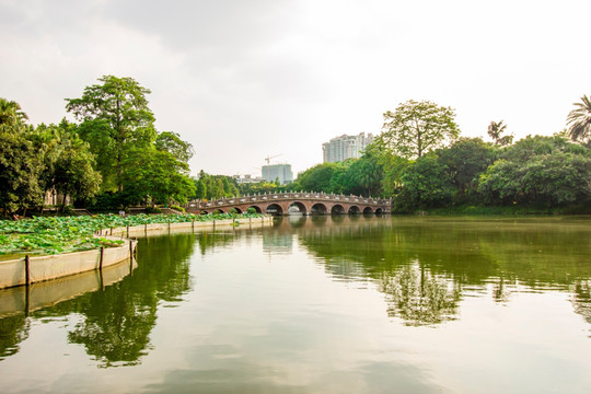 广东省佛山市十一孔桥