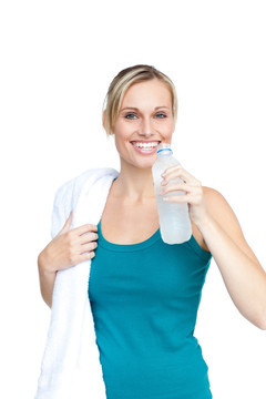 女人运动后喝水
