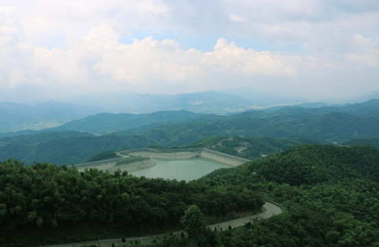 绿水青山