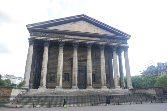 法国巴黎古典建筑 玛德莲教堂