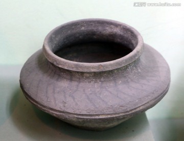 西汉矮身陶罐