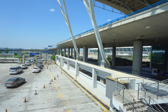 上海浦东国际机场 路桥建筑