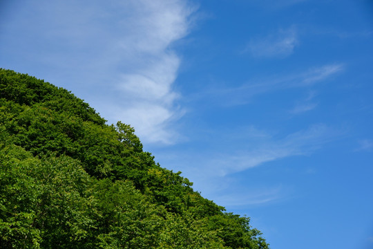 青山蓝天