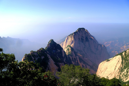 华山北峰全景