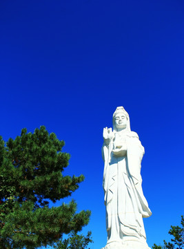 药泉山观音塑像