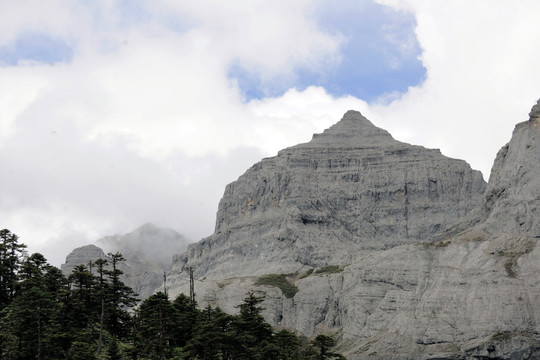 香格里拉大峡谷