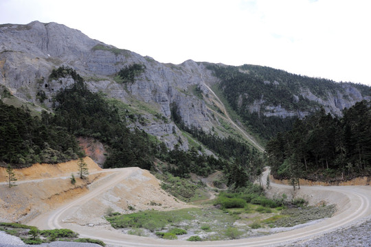 香格里拉大峡谷