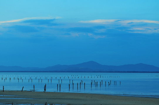 滩涂夕阳 海水养殖 宁静海边