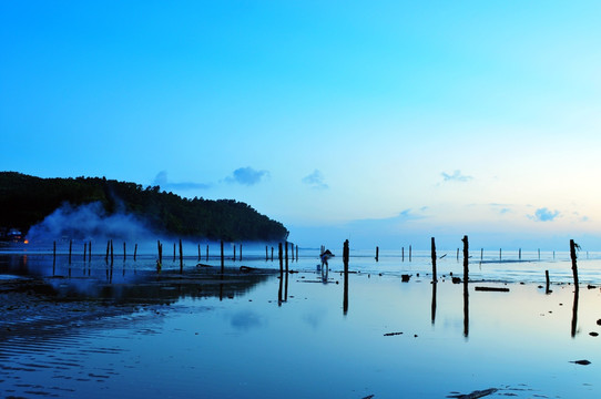 滩涂夕阳 海水养殖 宁静海边