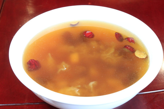 红枣莲子汤