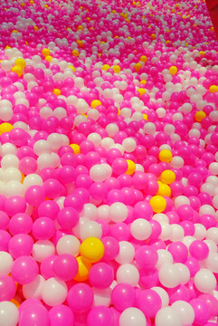 粉色海洋球背景素材
