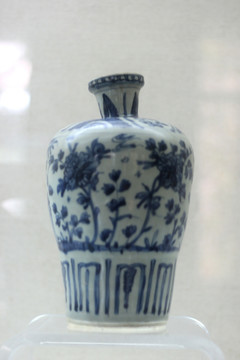 青花瓶