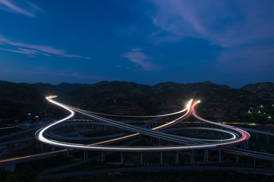 车规 夜景 立交桥