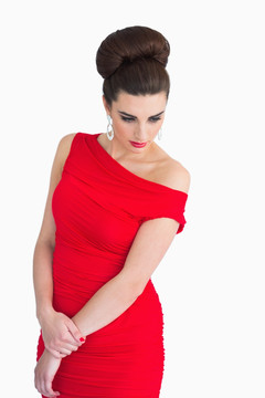 穿红裙子的时尚女人