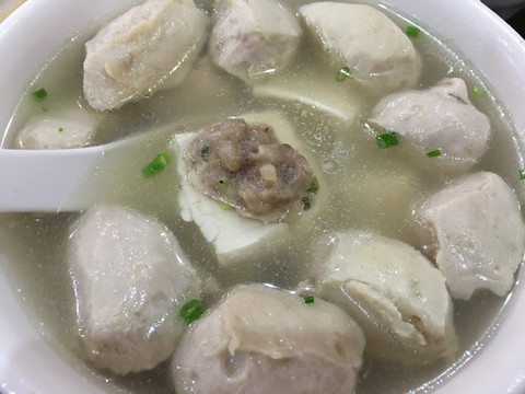 梅州肉丸酿豆腐