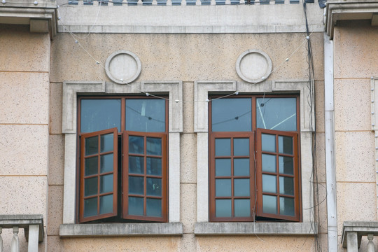 窗户 老建筑 阳台