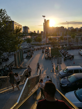 日出 日落 城市 热情 天空