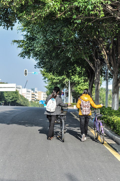 上学路上