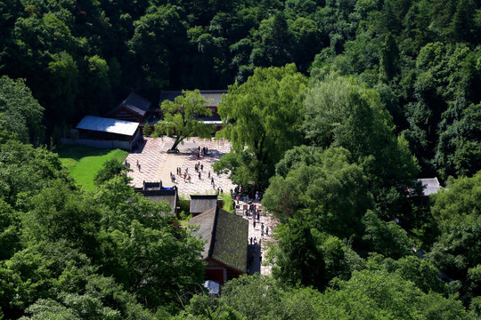 麦积山石窟 景区广场 俯瞰