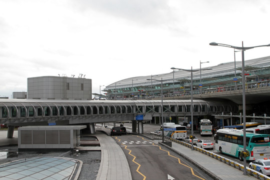 首尔机场地铁交通中心
