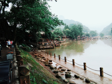 烟雨柳江