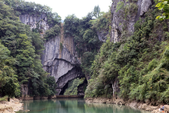 龙桥 山与山牵手的天生桥