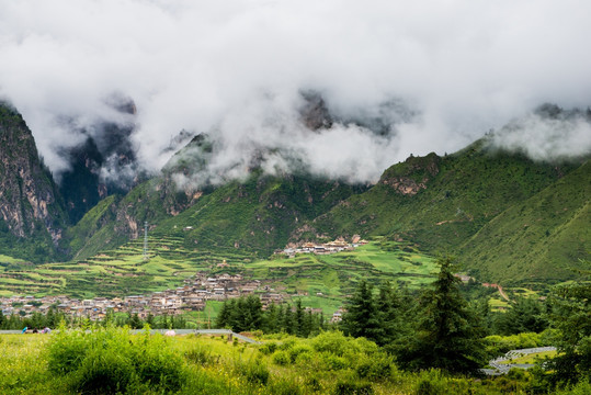 山村