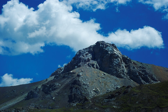 天山