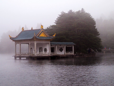 烟雨缥缈 如琴湖 庐山