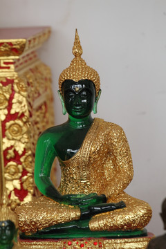 佛像