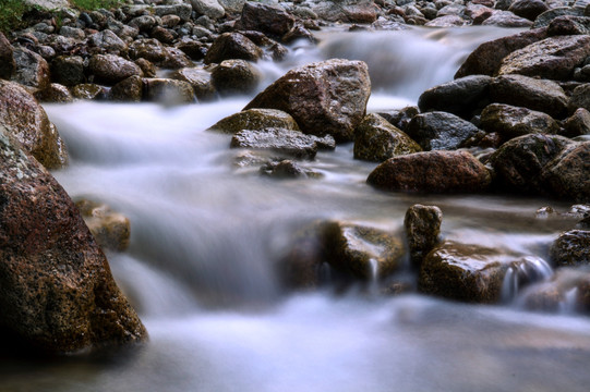 溪流 小溪 河水