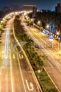 马路夜景