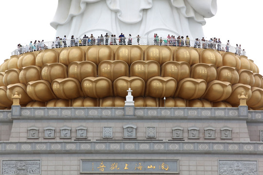 南山海上观音