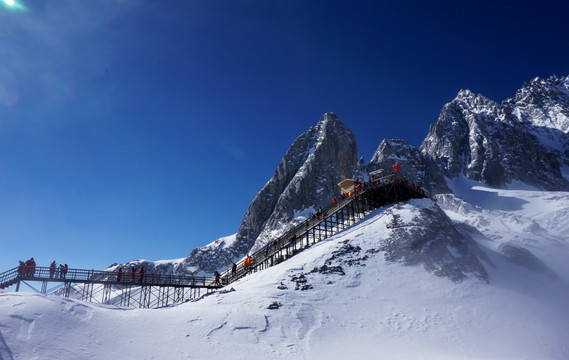 玉龙雪山