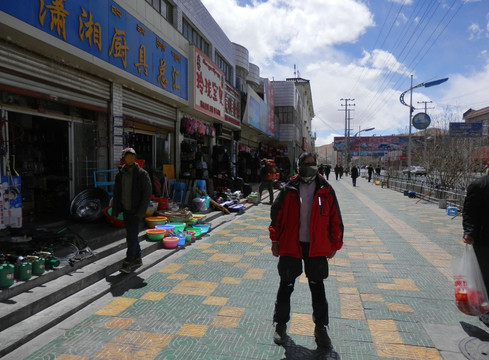 阿里地区行政公署所狮泉河镇街景